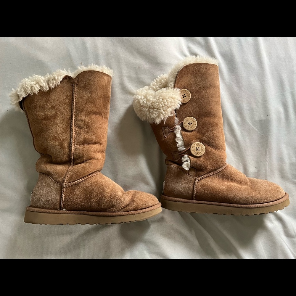 Chestnut Ugg Bailey 3 Button Boots